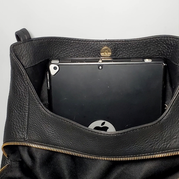 VINCE CAMUTO IKE hobo style tote - Picture 9 of 11